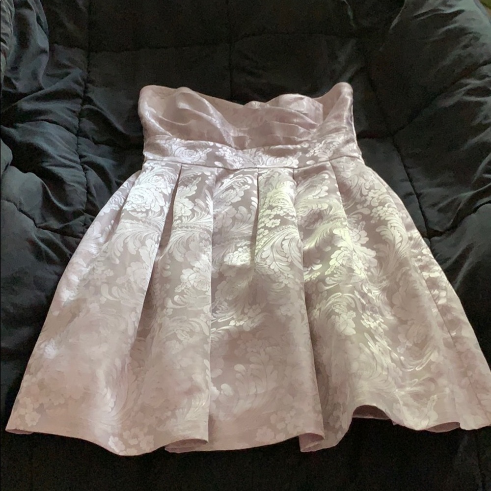 Strapless light pink dress with pockets